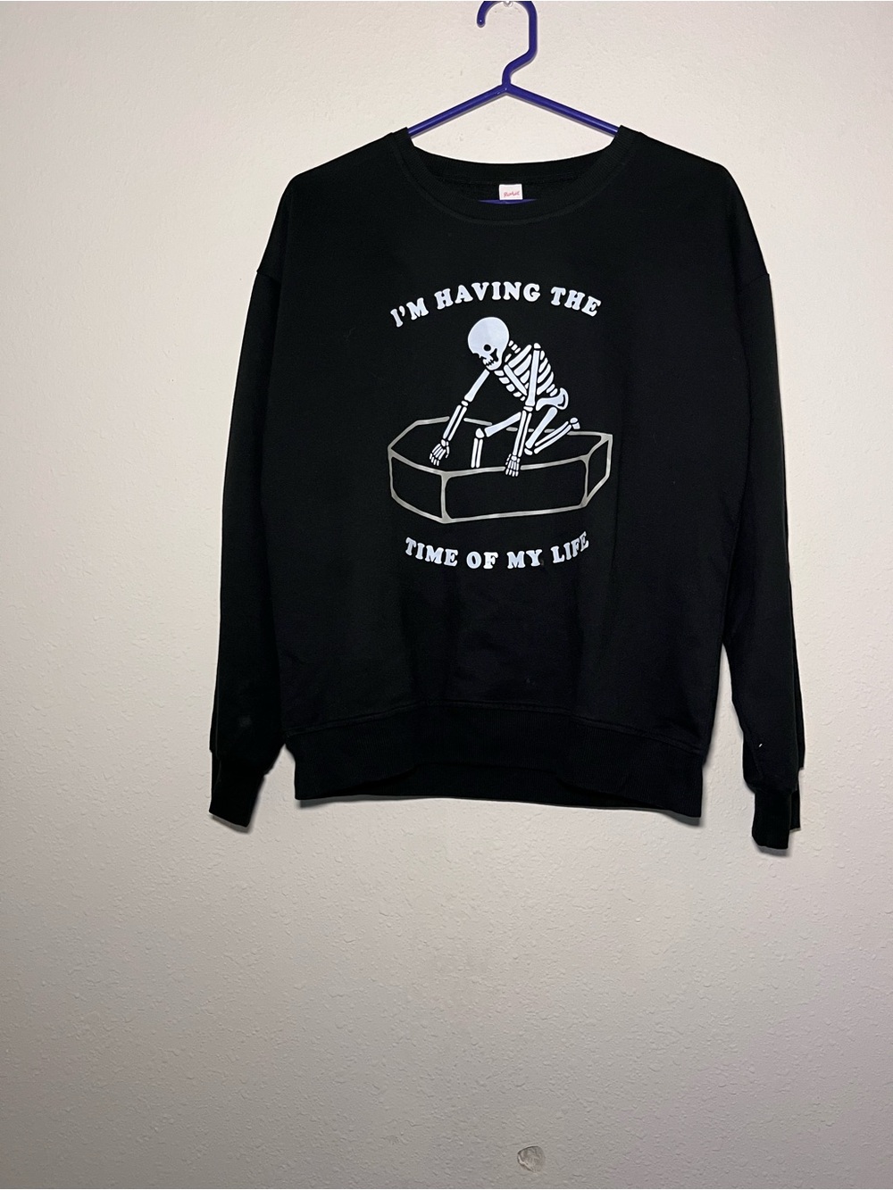 ROMWE Black Crewneck Sweater with White Skeleton Graphic